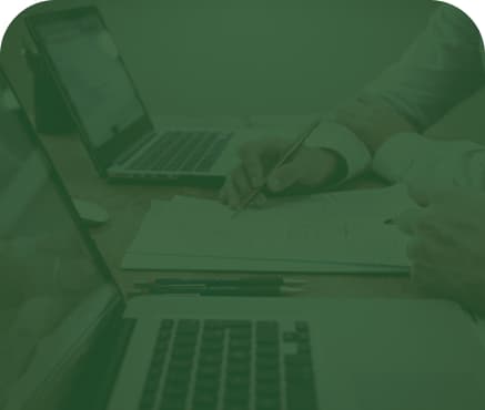 immagine di sfondo per Revisione